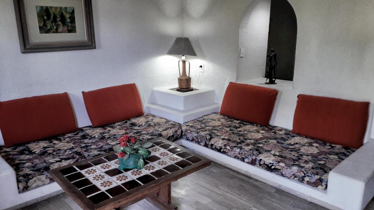 Solimar Inn Suites Zihuatanejo Exterior foto