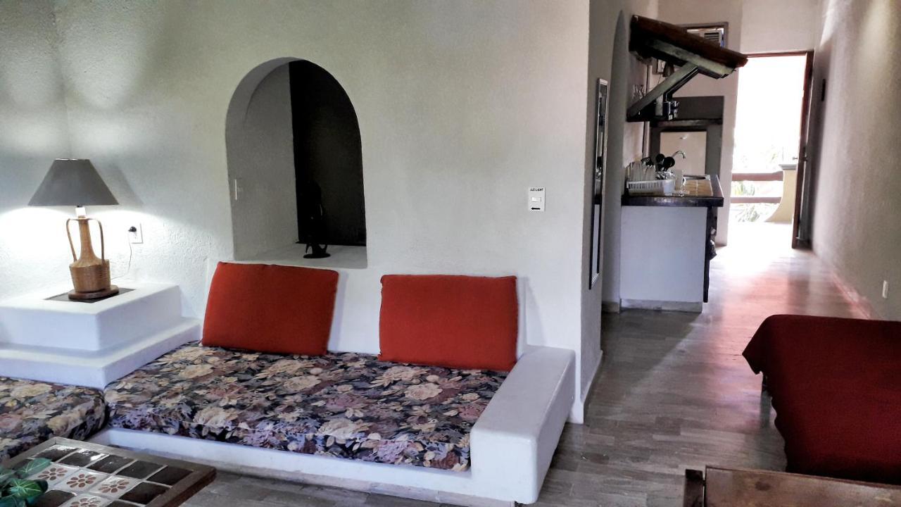 Solimar Inn Suites Zihuatanejo Exterior foto